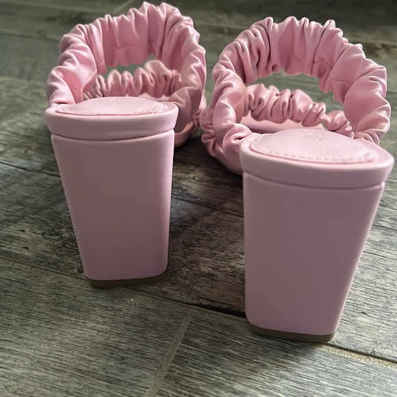 SOLDOUT pink heel sandals -sz 8 - Picture 3 of 7